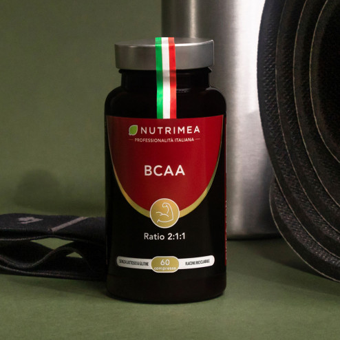 Integratore alimentare BCAA per lo sport e il bodybuilding