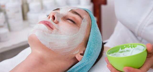 L’acide hyaluronique est-il un exfoliant ? acide hyaluronique exfoliant