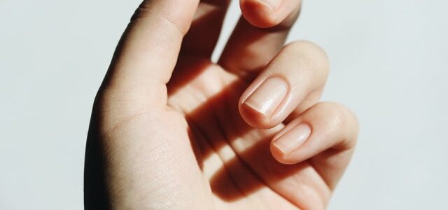 L’acide hyaluronique et la santé de vos ongles