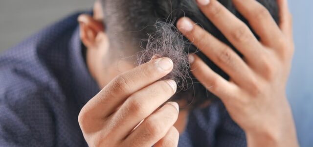 Le collagène peut-il provoquer la chute de cheveux ?