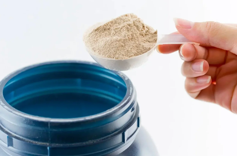 Quelles différences entre Whey et Clear Whey ?