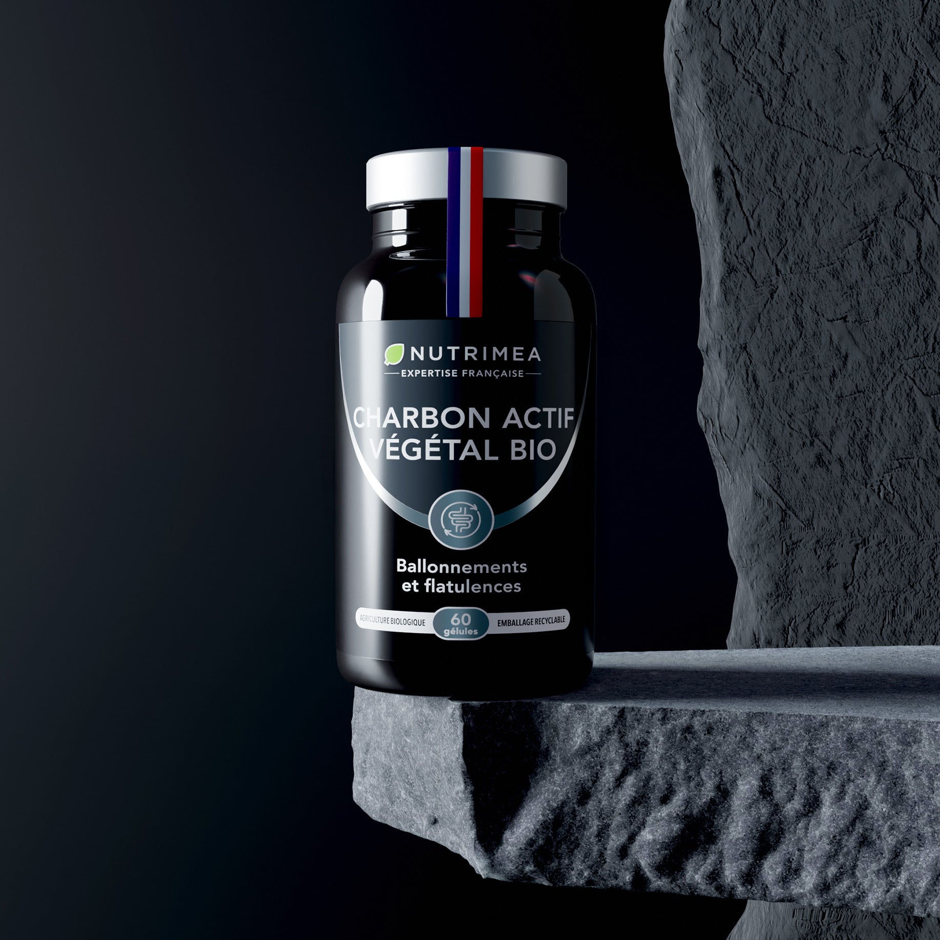 Charbon végétal actif bio en complément alimentaire